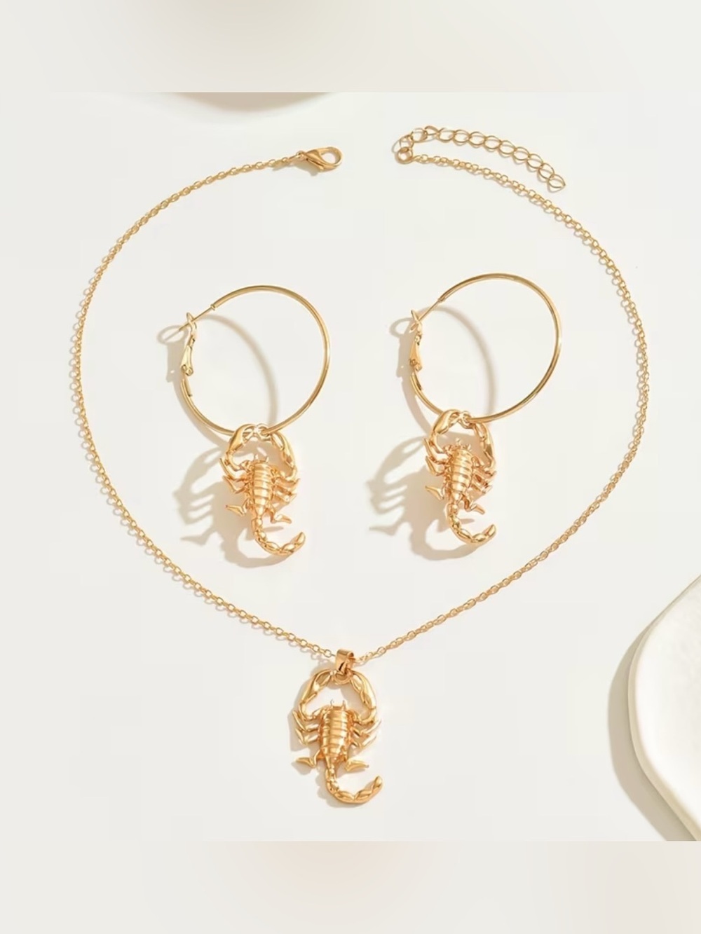 NEW! Super light Gold Scorpion Pendant Necklace and Hoop Earring Set 🦂 A7-221